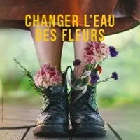 Changer L'eau Des Fleurs