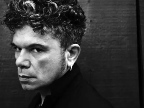 EIFFEL + LOUP DE BERGER